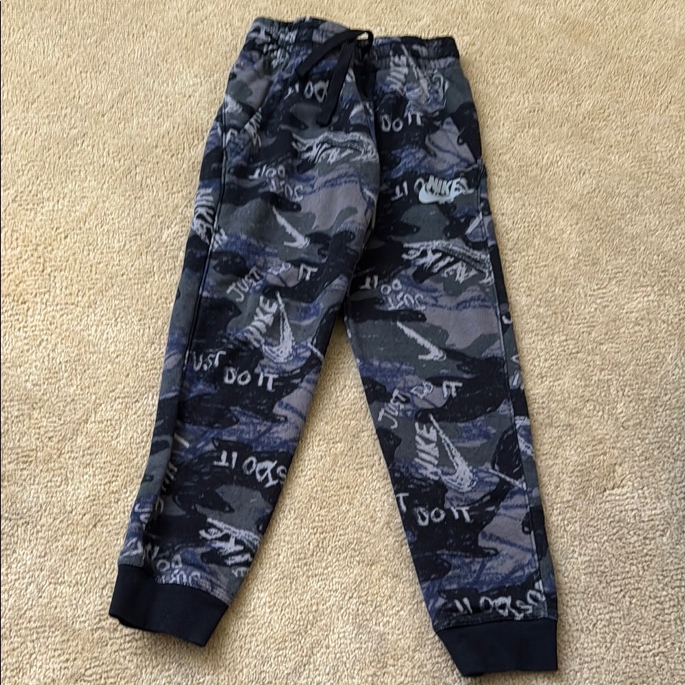 Nike Fleece Joggers